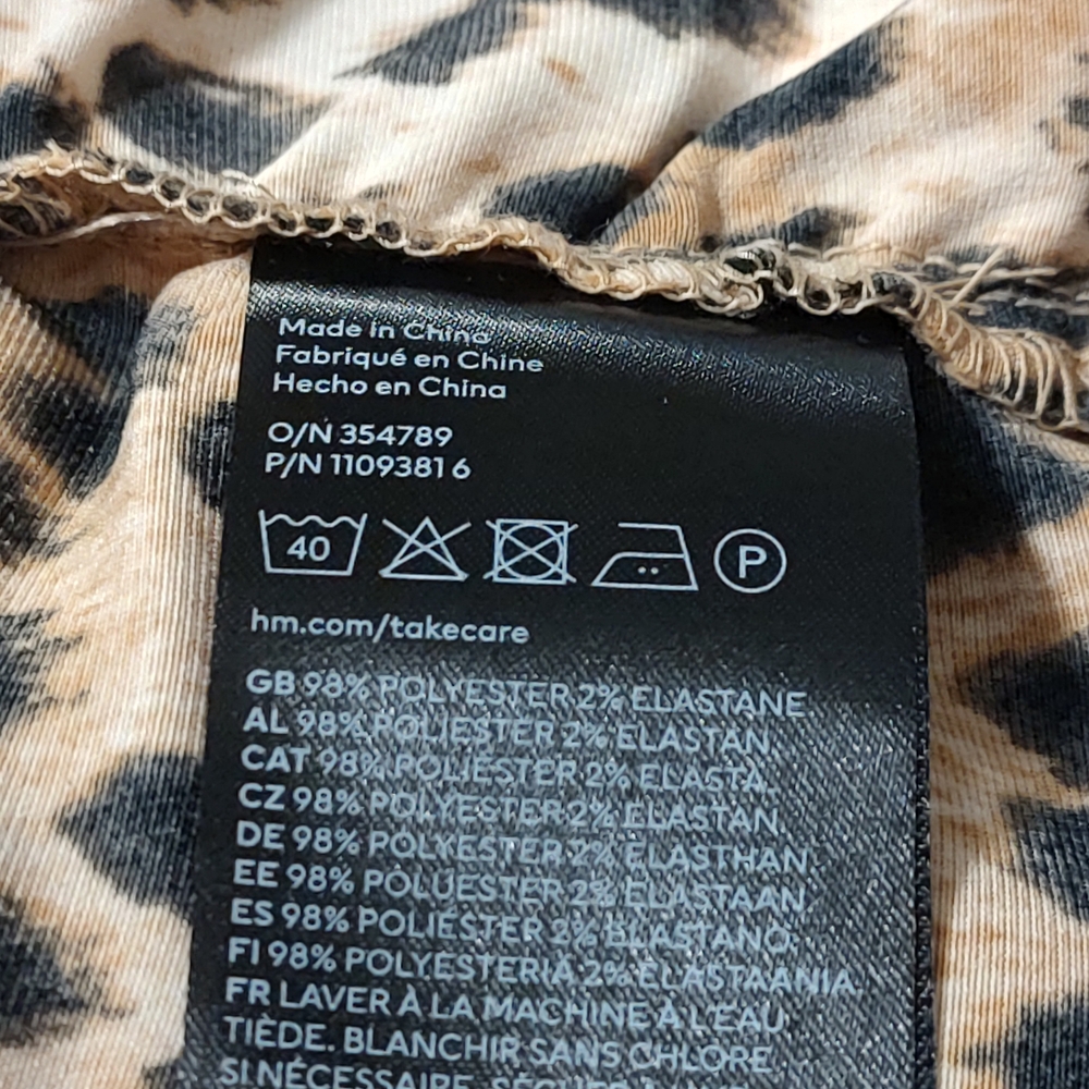 H&M Leopard Print Midi Skirt in Tan and Black - Picture 7 of 8